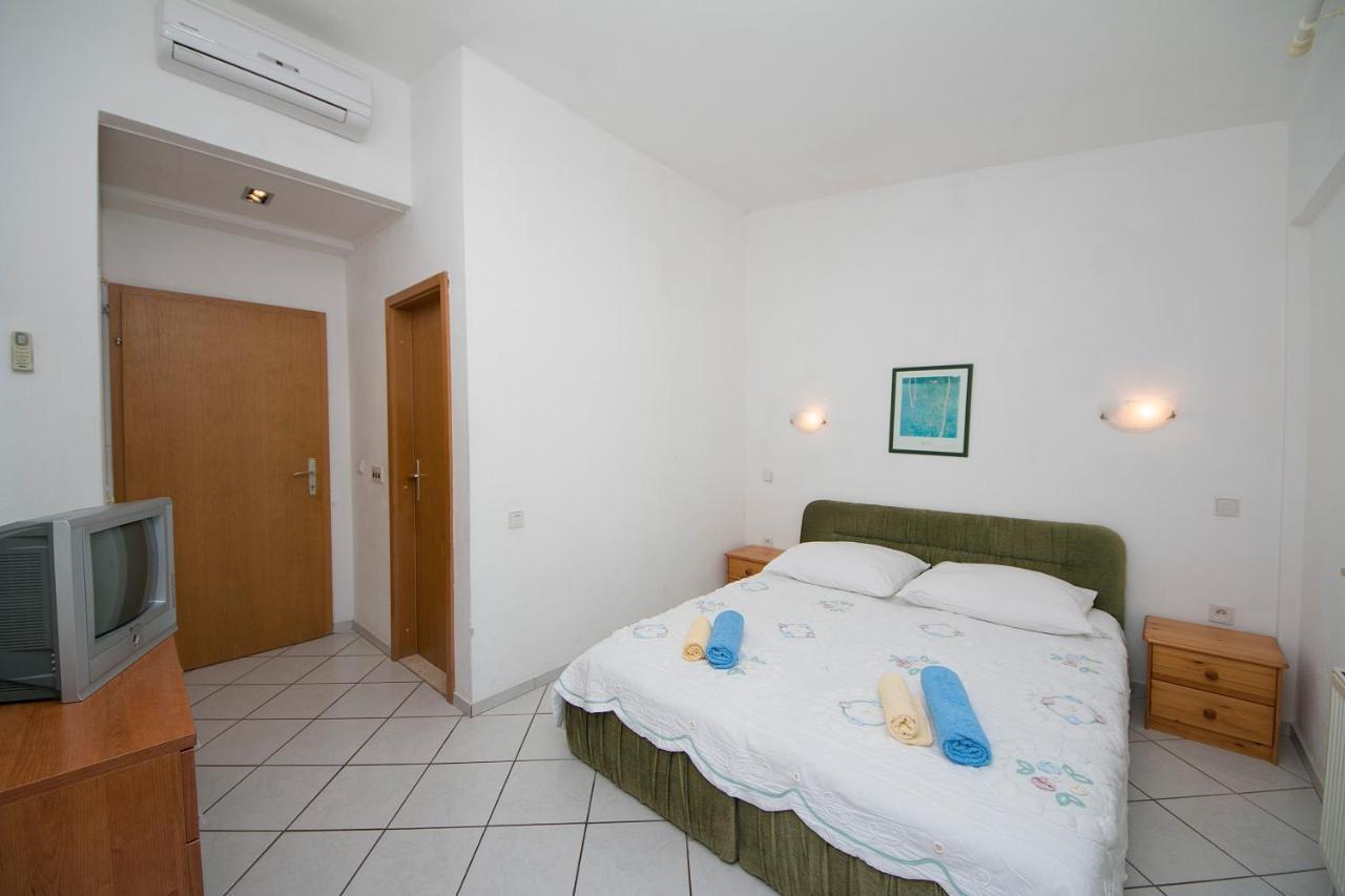 House Ursic Appartement Brela Buitenkant foto