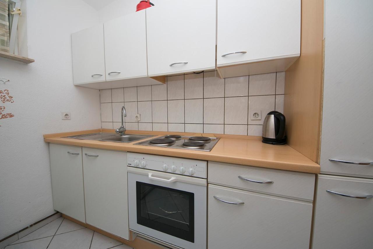 House Ursic Appartement Brela Buitenkant foto